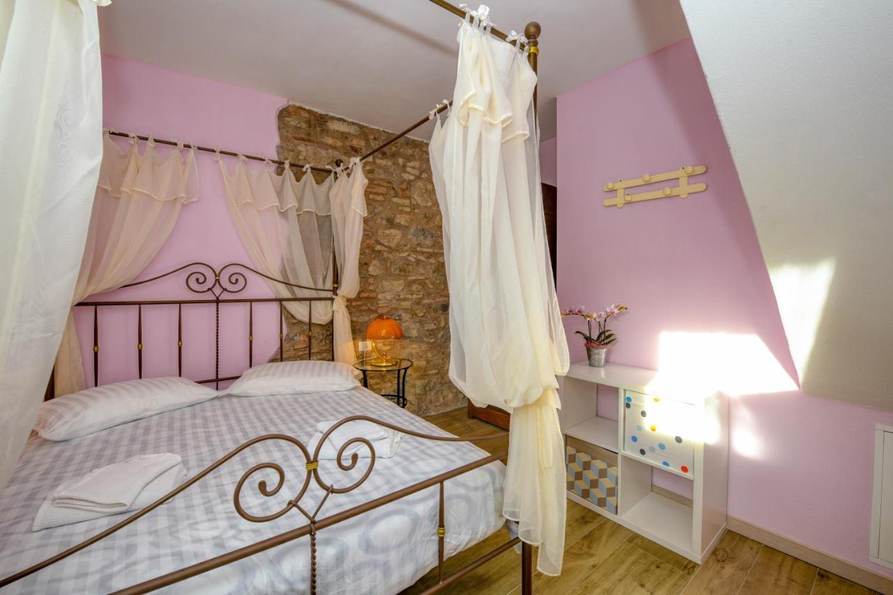 Casa Nel Borgo - Il Picchio Apartment Tremosine Exterior photo