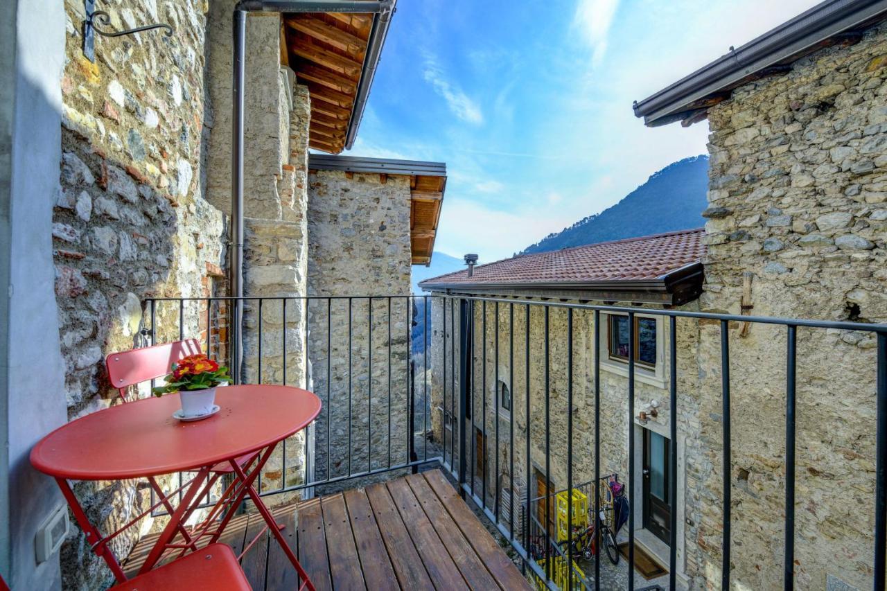Casa Nel Borgo - Il Picchio Apartment Tremosine Exterior photo